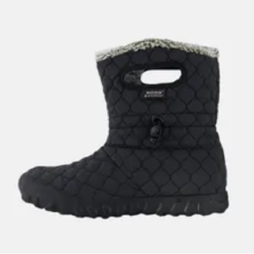 Bogs B Moc quilted pull‎ on boots insulated black size 7
